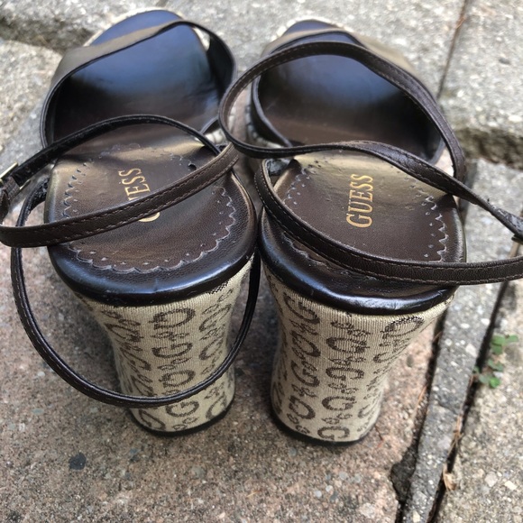 SALE! βοΈ GUESS brown leather platform wedges π - Picture 5 of 12